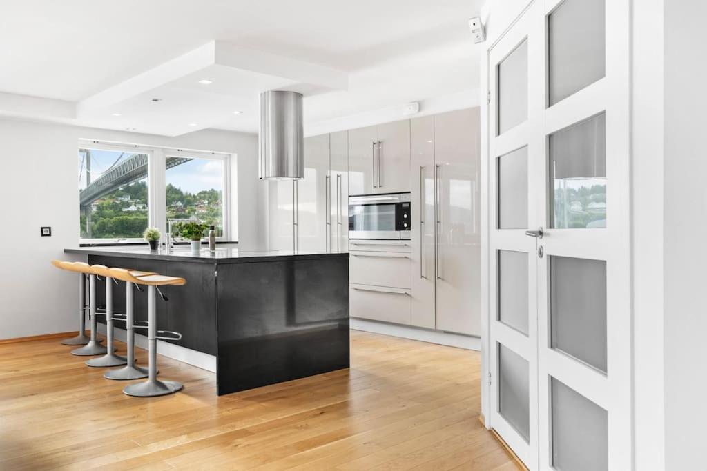 Penthouse Leilighet 200 Kvm Vakker Sjoutsikt. Apartment Берген Екстериор снимка
